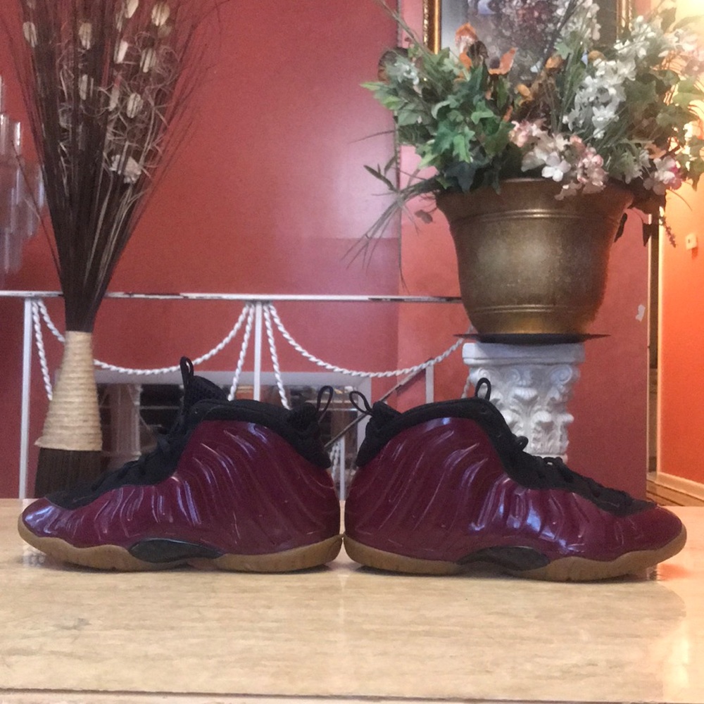 Nike foamposite kids size 3 little boy